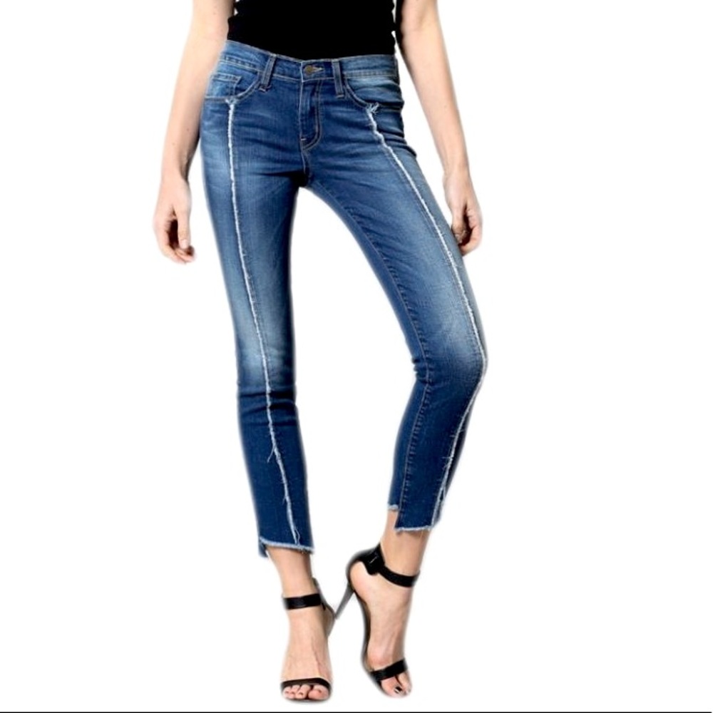 FLYING MONKEY Mid Rise Slim Step Hem Jeans EUC Blu